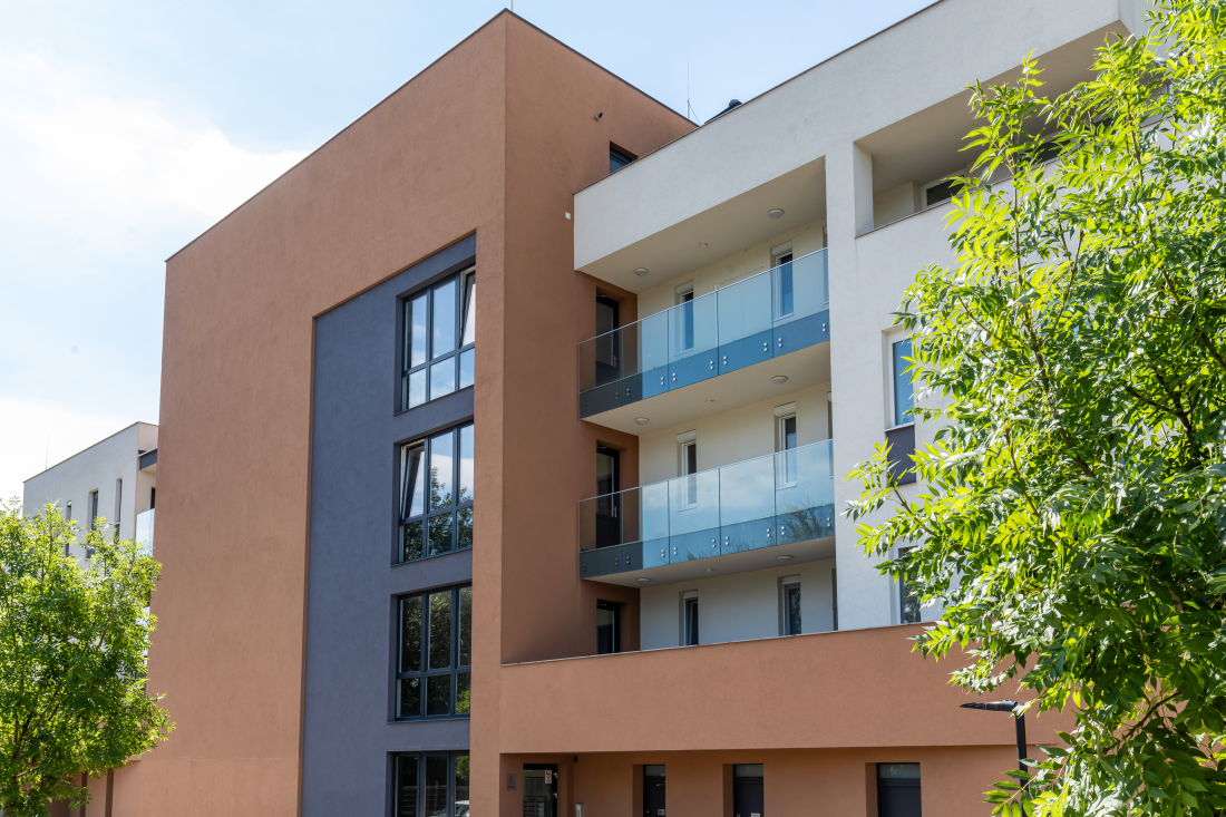 Nézd meg a társasházunkat képekben